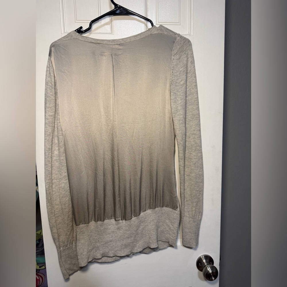 Guinevere X Anthropologie Grey Wool & Silk Blend Cardigan Size Small - Picture 4 of 5